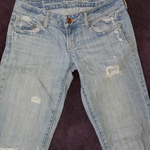 Light Wash Distressed Jeans - Picture 2 of 5